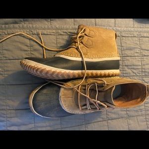 Sorel duck boots